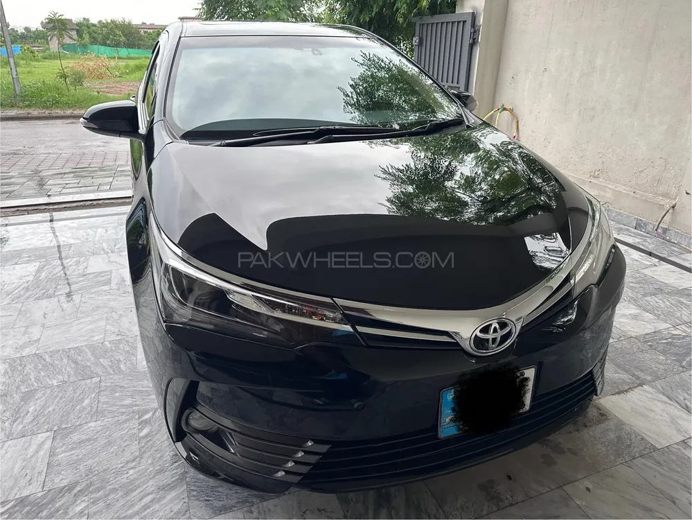 Toyota Corolla 2018 for Sale in Islamabad Image-1