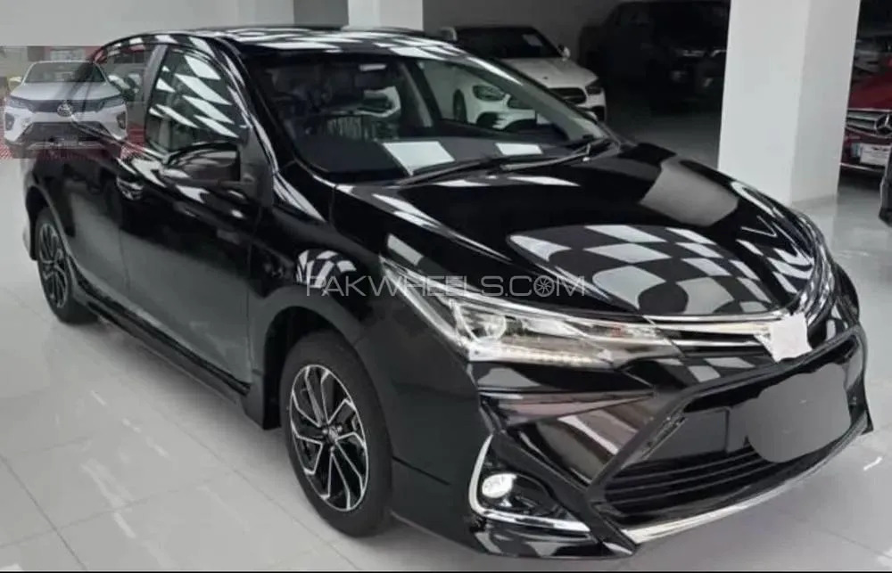 Toyota Corolla 2025 for Sale in Lahore Image-1