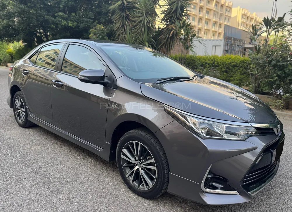 Toyota Corolla 2021 for Sale in Islamabad Image-1