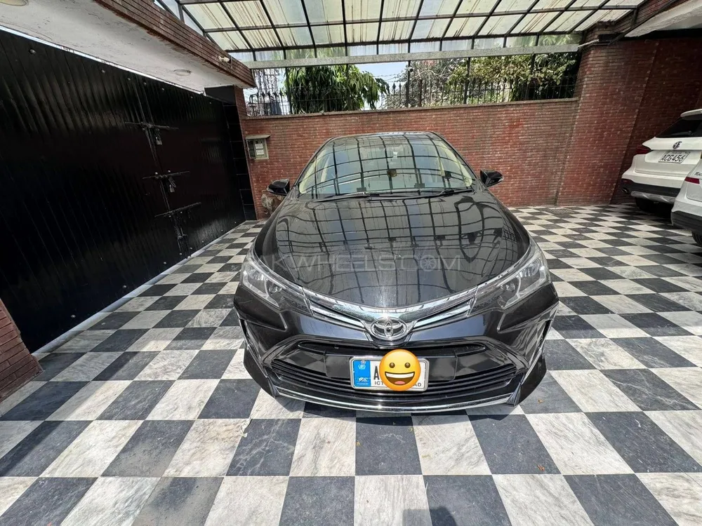 Toyota Corolla 2021 for Sale in Lahore Image-1