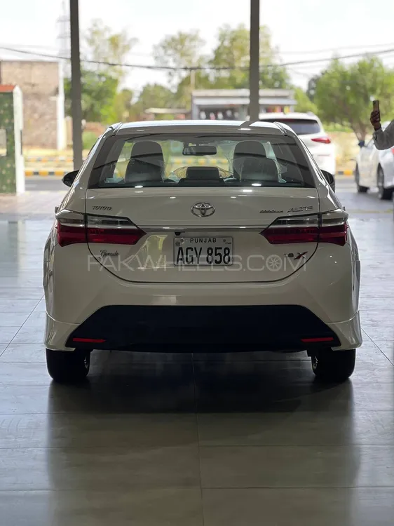 Toyota Corolla 2022 for Sale in Layyah Image-1