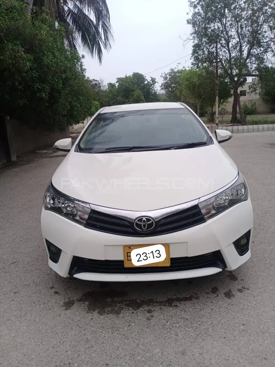 Toyota Corolla 2015 for Sale in Karachi Image-1