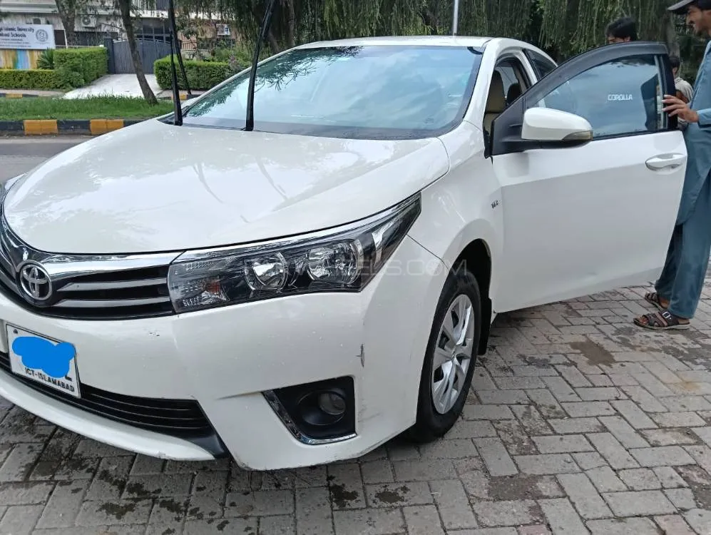 Toyota Corolla 2016 for Sale in Islamabad Image-1