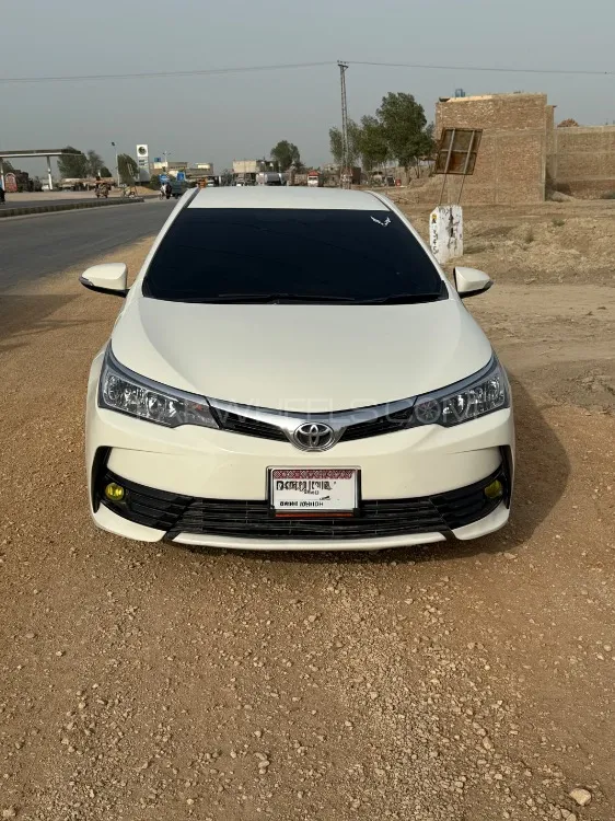 Toyota Corolla 2018 for Sale in Karachi Image-1