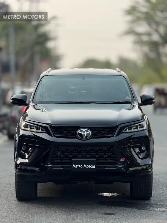 Toyota Fortuner 2023 for Sale in Lahore Image-1