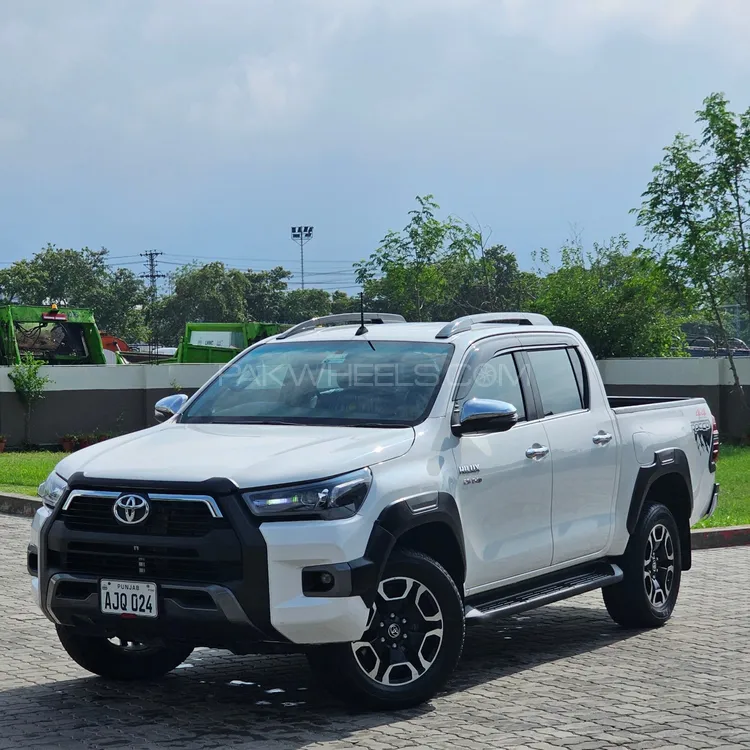 Toyota Hilux 2022 for Sale in Lahore Image-1