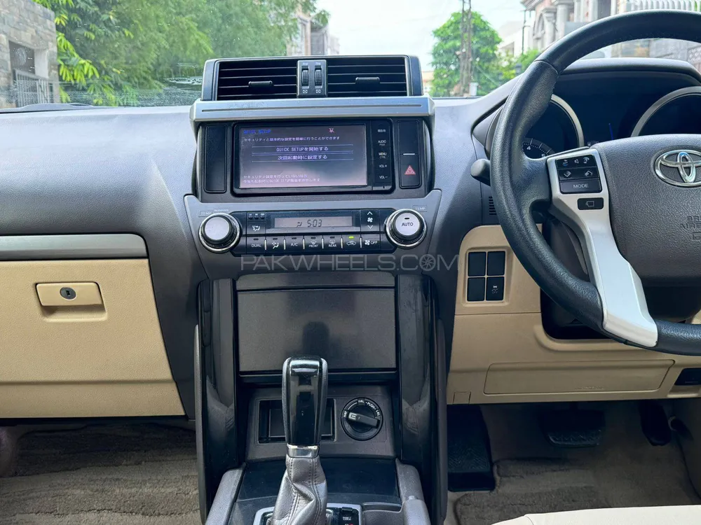 Toyota Prado 2015 for Sale in Faisalabad Toyota Prado 2015 for Sale in Faisalabad Image-8