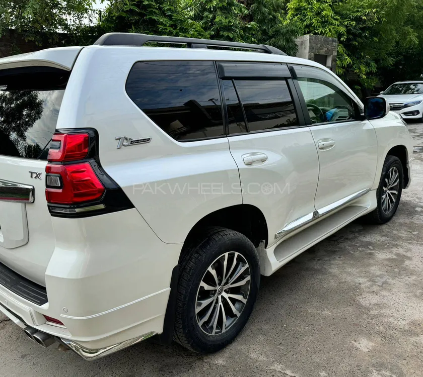 Toyota Prado 2015 for Sale in Faisalabad Toyota Prado 2015 for Sale in Faisalabad Image-4