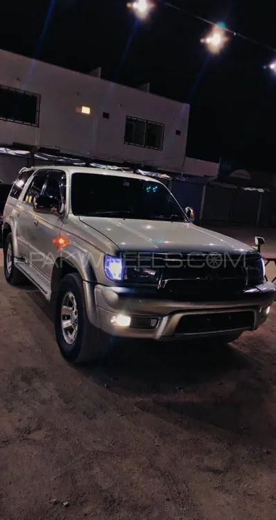 Toyota Surf 2002 for Sale in Karachi Image-1