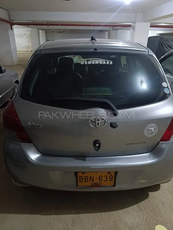 Toyota Vitz 2010 for Sale in Karachi Image-1
