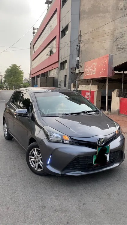 Toyota Vitz 2014 for Sale in Faisalabad Image-1