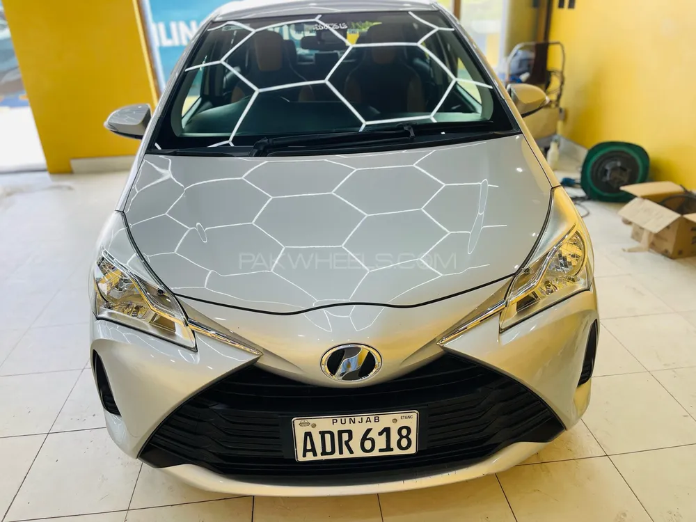 Toyota Vitz 2018 for Sale in Mandi bahauddin Image-1