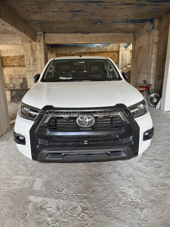 Toyota Hilux 2022 for Sale in Peshawar Image-1