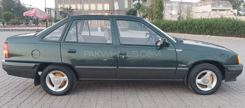 ڈیوو ریسر 1993 for Sale in شیخوپورہ Image-1