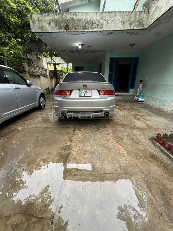 Honda Accord 2002 for Sale in Islamabad Image-1
