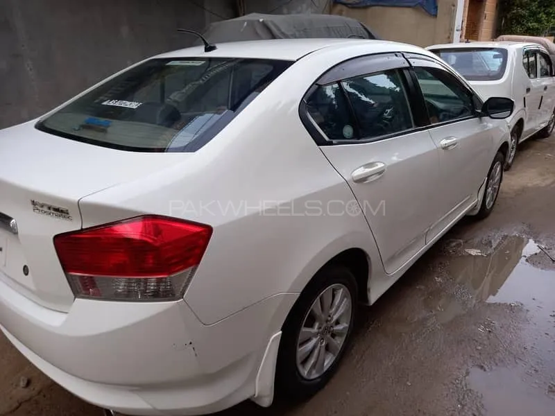 Honda City 2013 for Sale in Karachi Image-1