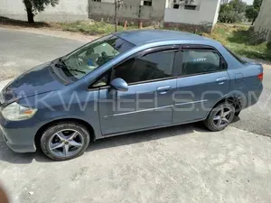 Honda City 2005 for Sale in Lahore Image-1