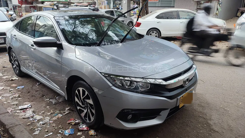 Honda Civic 2017 for Sale in Karachi Image-1