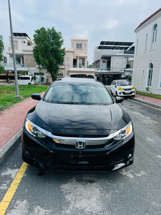 Honda Civic 2017 for Sale in Lahore Image-1