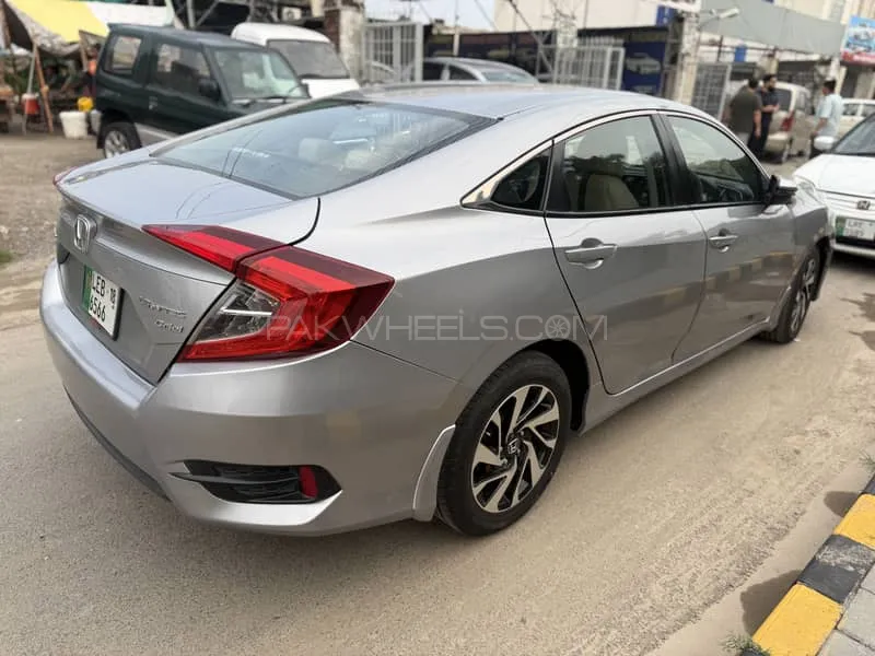 Honda Civic 2018 for Sale in Lahore Image-1