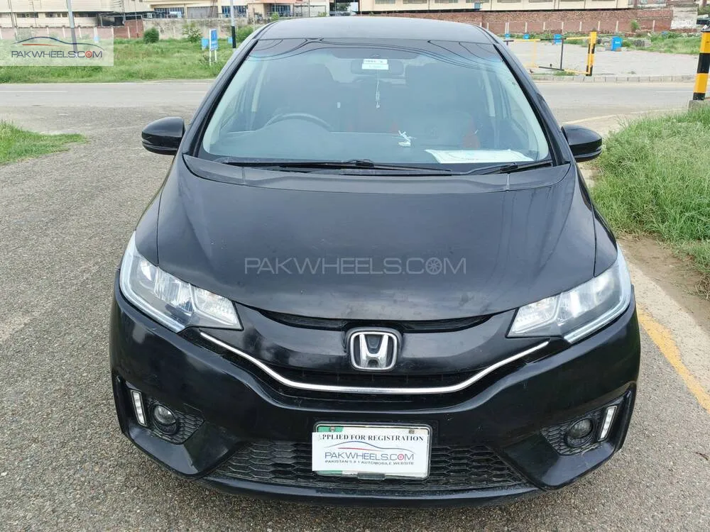 Honda Fit 2013 for Sale in Lahore Image-1