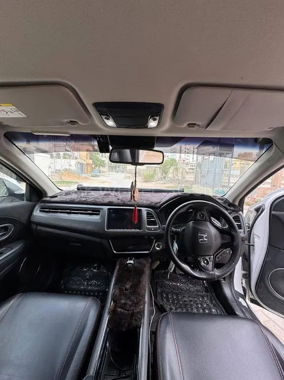 Honda Vezel 2018 for Sale in Hyderabad Image-1