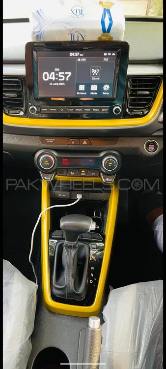 KIA Stonic 2022 for Sale in Lahore Image-1