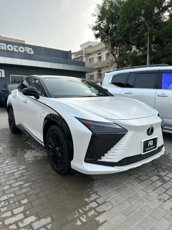Lexus RX Series 2023 for Sale in Karachi Image-1