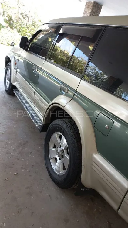 Mitsubishi Pajero 1985 for Sale in Karachi Image-1