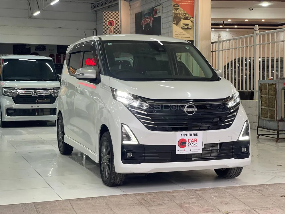 Nissan Dayz 2024 for Sale in Peshawar Image-1