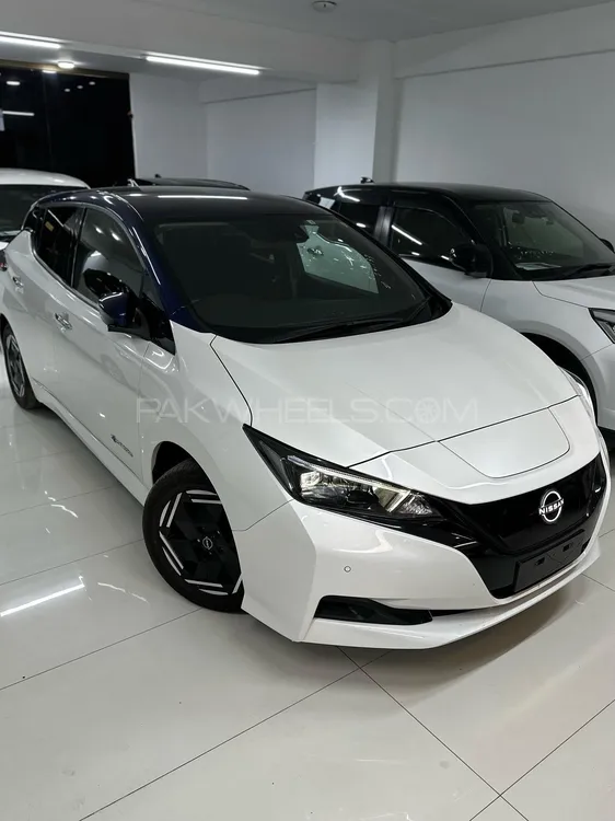 Nissan Leaf 2022 for Sale in Karachi Image-1