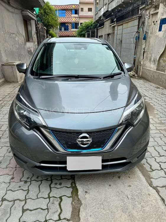Nissan Note 2018 for Sale in Sialkot Image-1