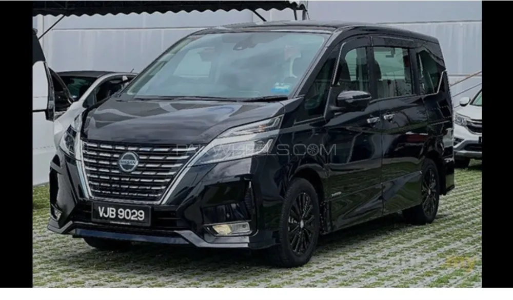 Nissan Serena 2019 for Sale in Karachi Image-1