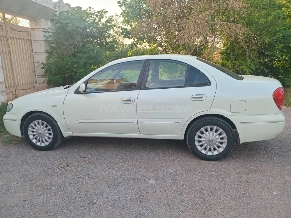 Nissan Sunny 2005 for Sale in Peshawar Image-1