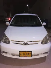 Toyota Platz F 1.0 2004 for Sale