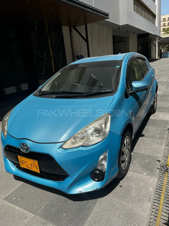 Toyota Aqua 2015 for Sale in Karachi Image-1
