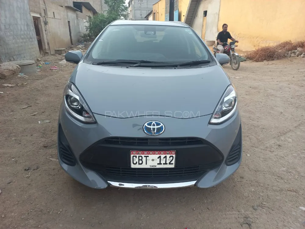 Toyota Aqua 2021 for Sale in Karachi Image-1