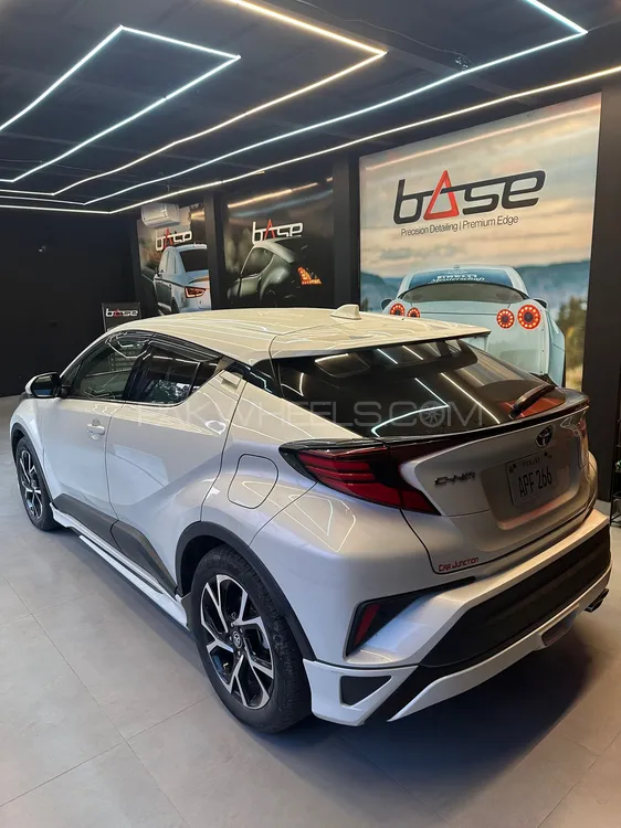 Toyota C-HR 2021 for Sale in Lahore Image-1