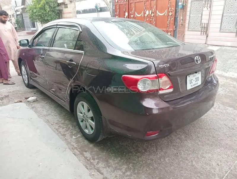 Toyota Corolla 2012 for Sale in Faisalabad Image-1