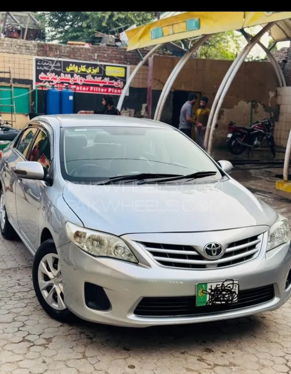 Toyota Corolla 2011 for Sale in Mandi bahauddin Image-1