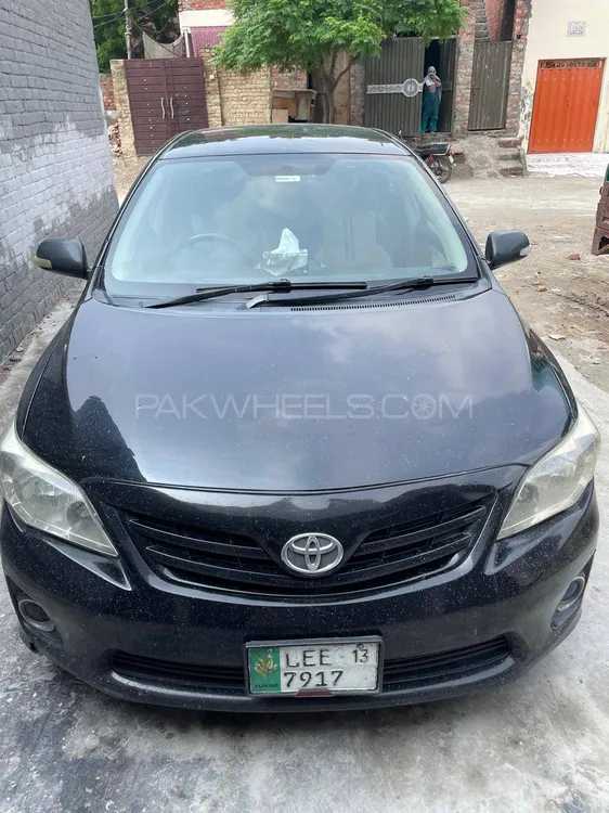Toyota Corolla 2013 for Sale in Lahore Image-1