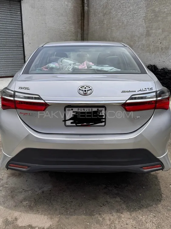 Toyota Corolla 2020 for Sale in Lahore Image-1