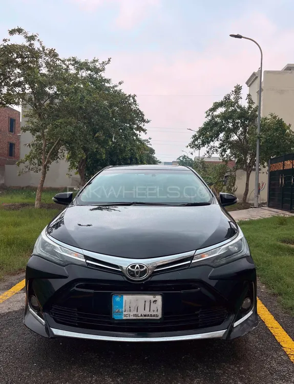 Toyota Corolla 2018 for Sale in Lahore Image-1