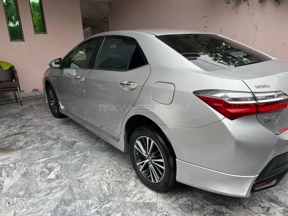 Toyota Corolla 2022 for Sale in Lahore Image-1