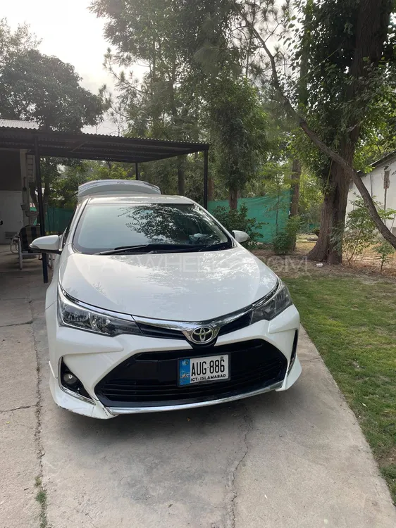 Toyota Corolla 2021 for Sale in Peshawar Image-1