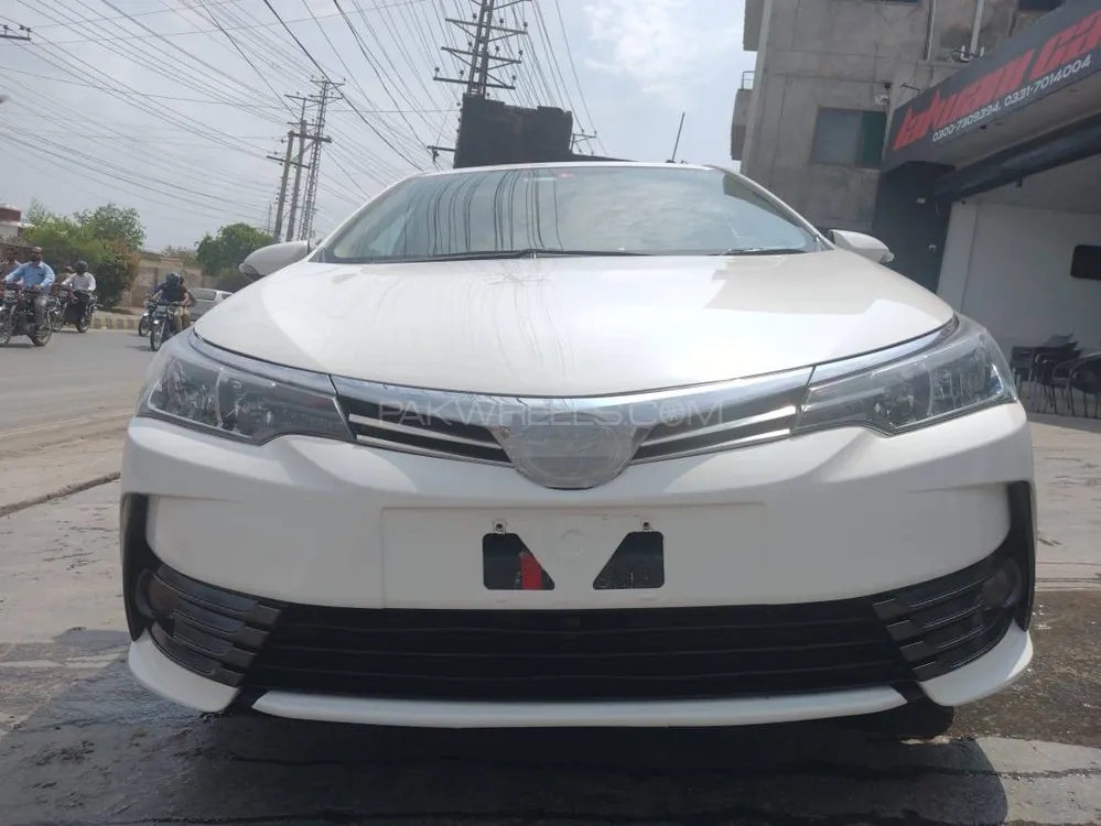 Toyota Corolla 2020 for Sale in Multan Image-1