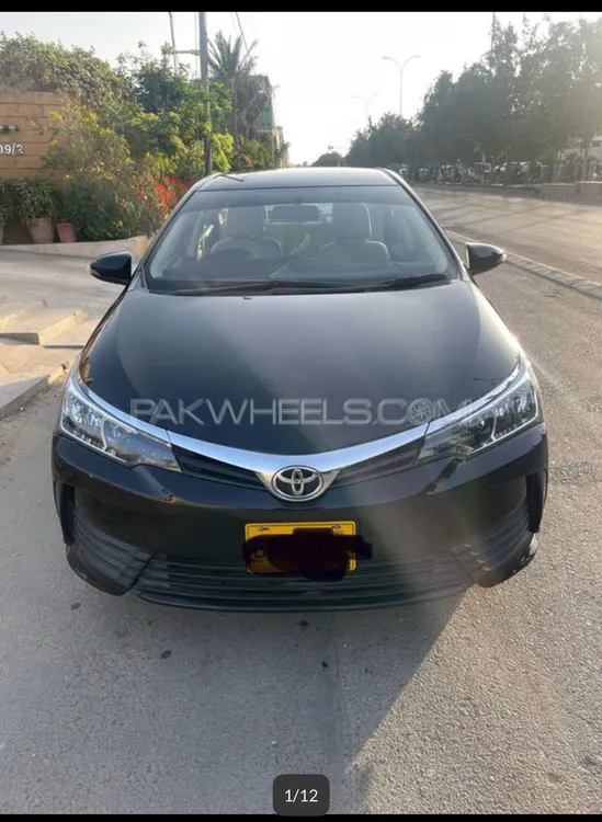 Toyota Corolla 2020 for Sale in Karachi Image-1