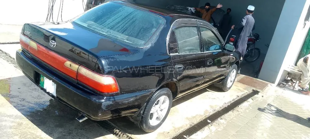 Toyota Corolla 2001 for Sale in Islamabad Image-1