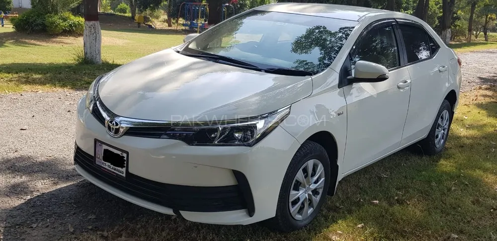 Toyota Corolla 2018 for Sale in Lahore Image-1