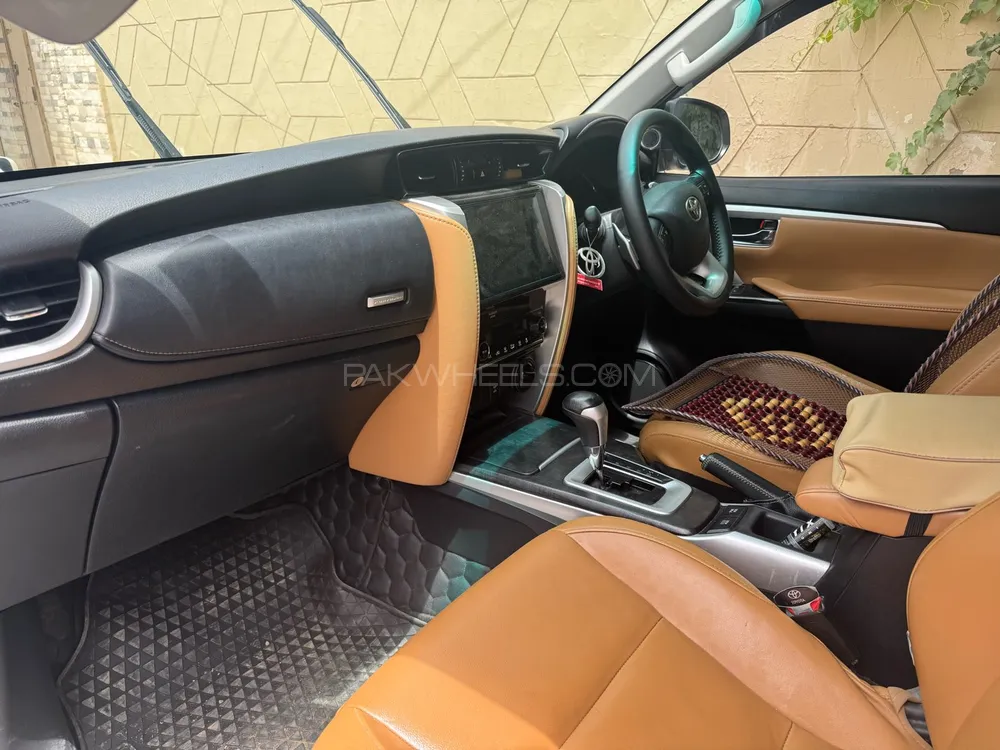 Toyota Fortuner 2018 for Sale in Quetta Image-1